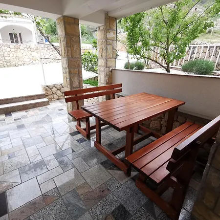 Apartman By The Sea Vinjerac, Zadar - 13985 Posedarje