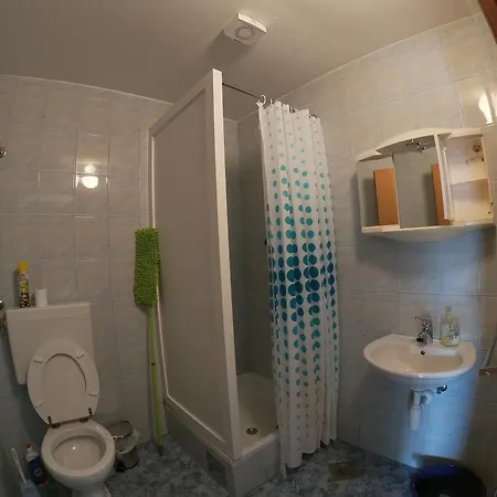 Apartman By The Sea Vinjerac, Zadar - 13985 Posedarje